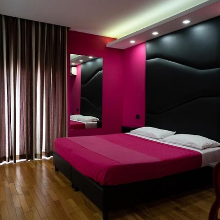 Sweet Central Hotel Касерта Екстериор снимка