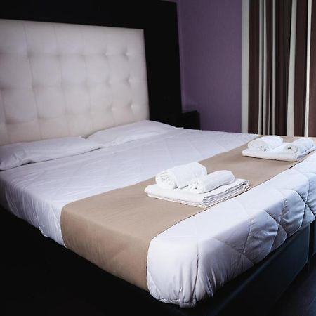 Sweet Central Hotel Касерта Екстериор снимка