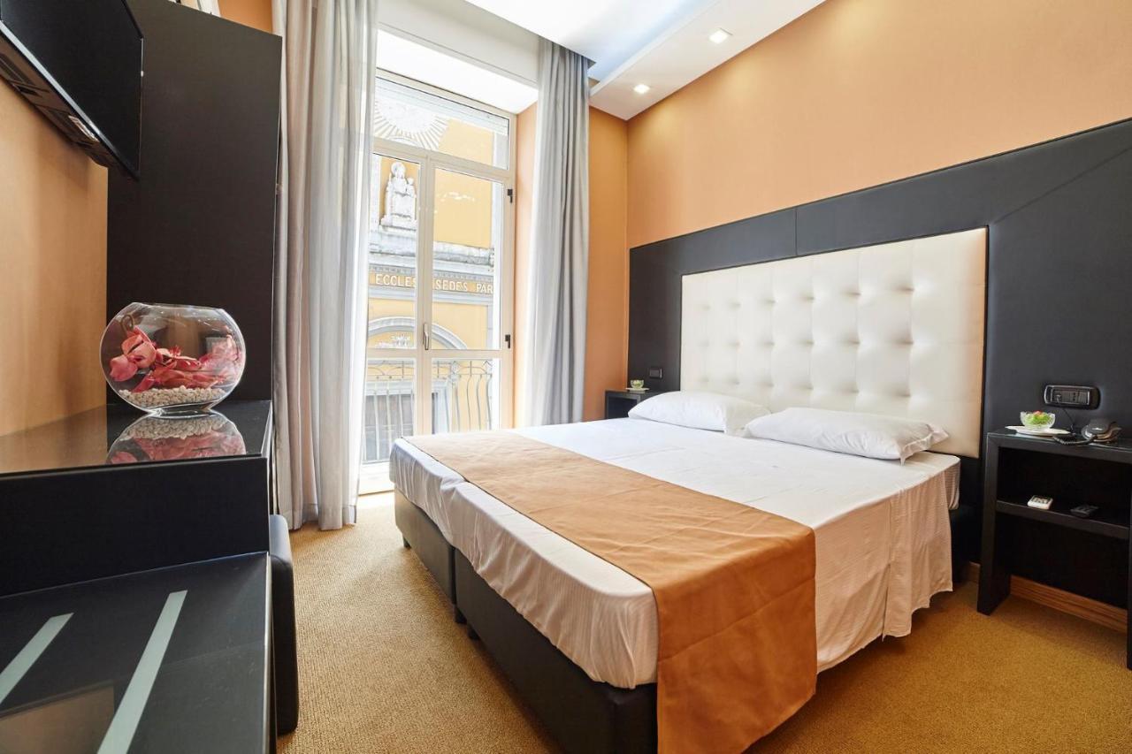 Sweet Central Hotel Касерта Екстериор снимка