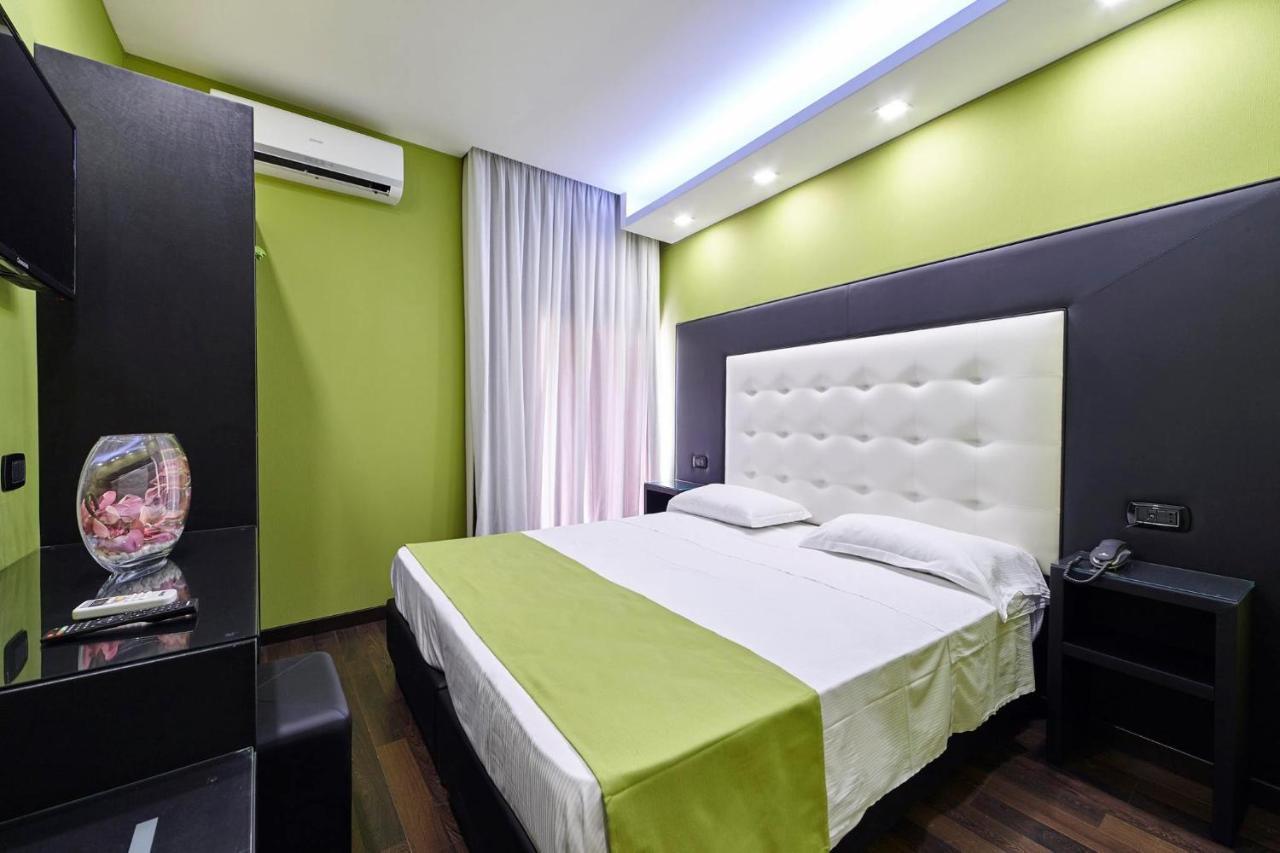 Sweet Central Hotel Касерта Екстериор снимка