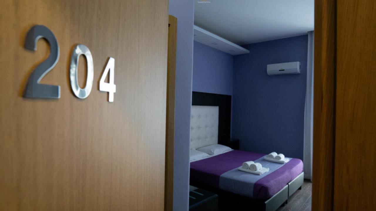 Sweet Central Hotel Касерта Екстериор снимка
