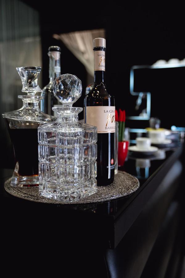 Sweet Central Hotel Касерта Екстериор снимка